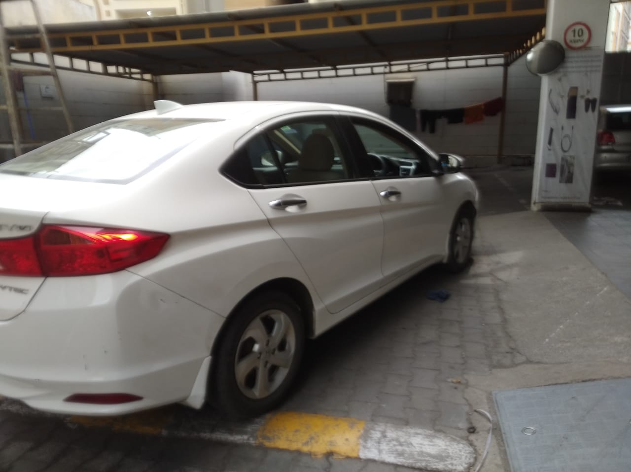 Honda City 5th Gen(2020-2023) V Petrol Bs-vi